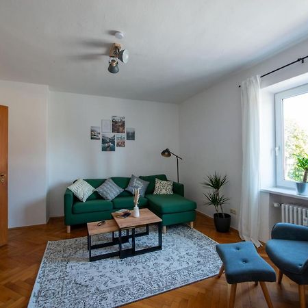 Bessa Homes 6 Personen 2 Schlafzimmer, 3 King Size, Betten, Balkon, Kueche Haag in Oberbayern 외부 사진